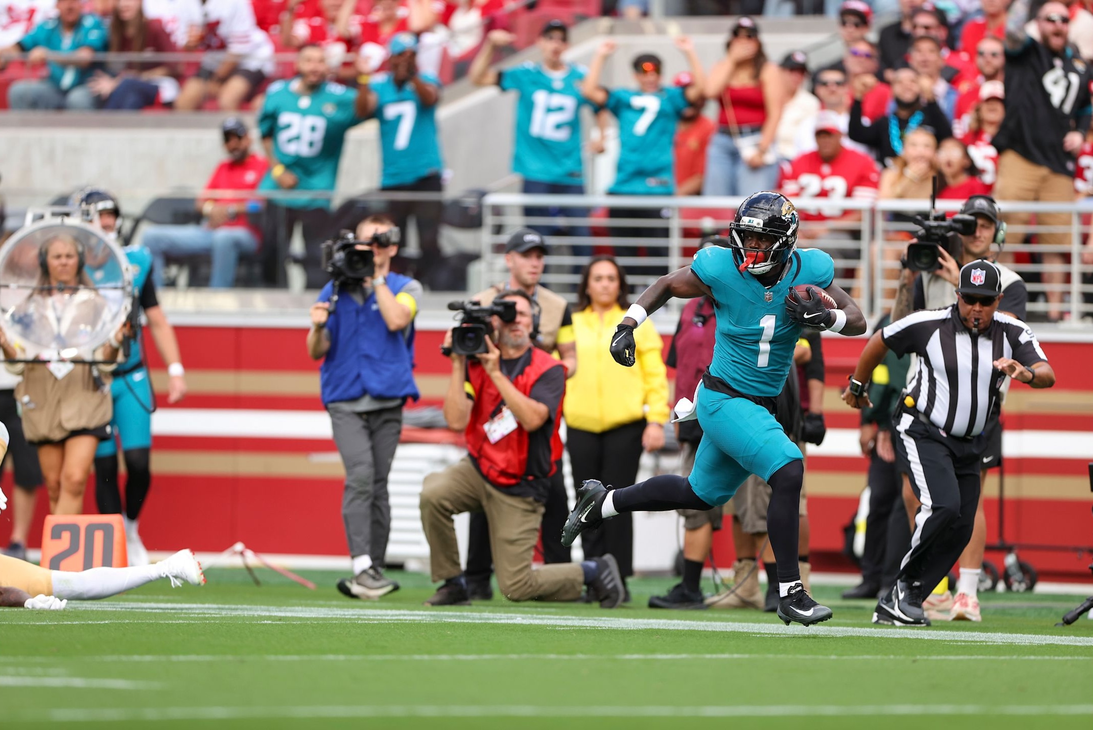 Jaguars running back Travis Etienne Jr. rushing for a long touchdown in a 26-21 win over the 49ers in Week 4 of the 2025 NFL season.