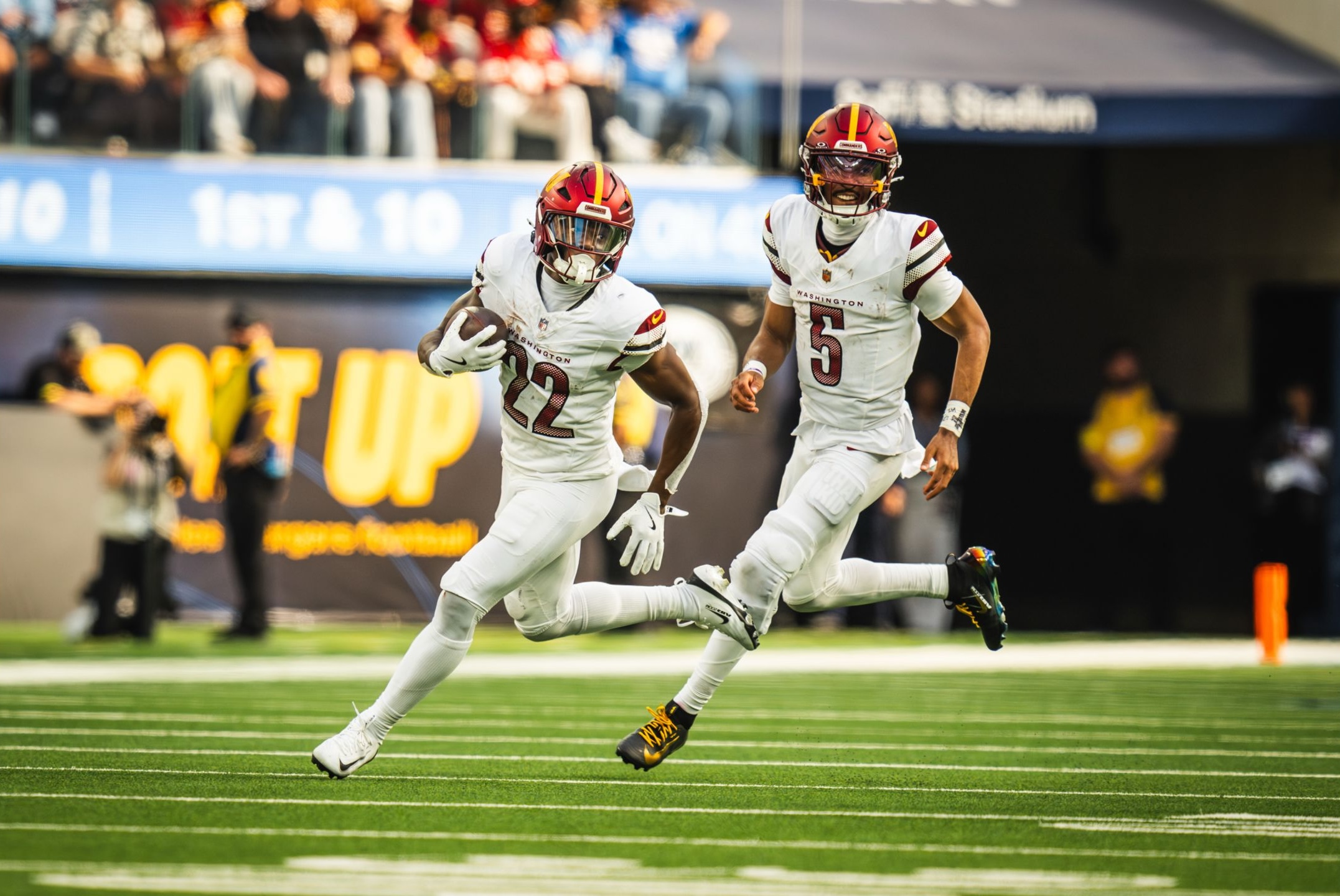 Commanders running back Bill Croskey-Merritt runs on the edge in a 27-10 win over the Chargers in Week 5 of the 2025 NFL season.