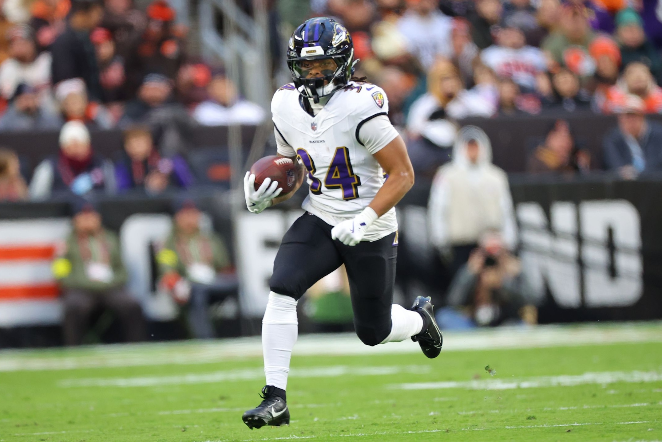Ravens running back Keaton Mitchell runs in the team's 23-16 win over the Browns in Week 11 of the 2025 NFL season.