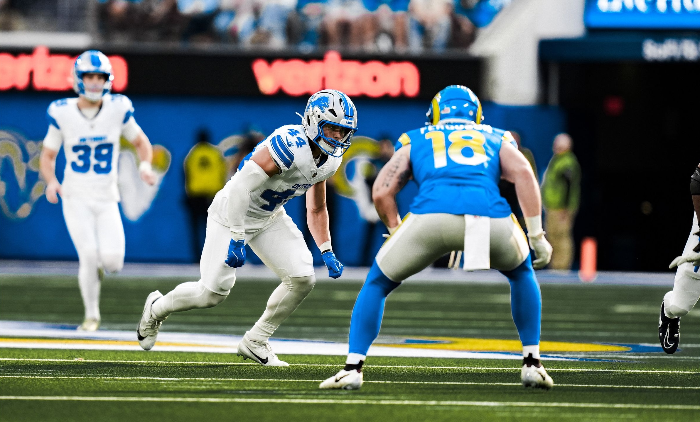 Lions linebacker Malcolm Rodriguez gets down the field on special teams versus the Rams during the 2025 NFL season.